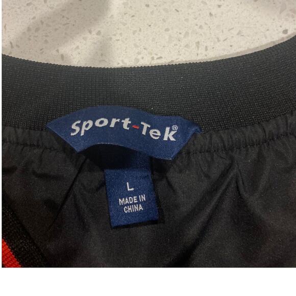 NEW Sport-Tek Jacket Size Large Black/Red USA Flag Windbreaker Rain - Picture 2 of 4